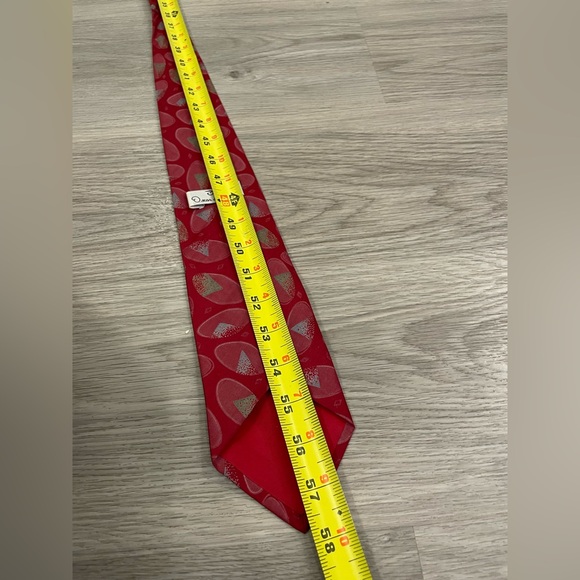 Oscar De La Renta Red Mens Tie - Picture 5 of 5